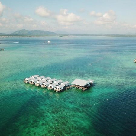 Shun Shun Water Bungalows Hotel Semporna Esterno foto