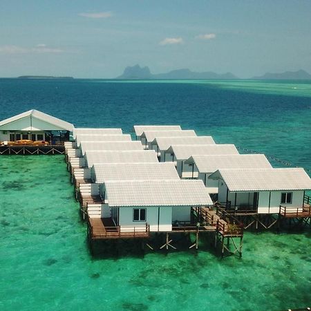 Shun Shun Water Bungalows Hotel Semporna Esterno foto