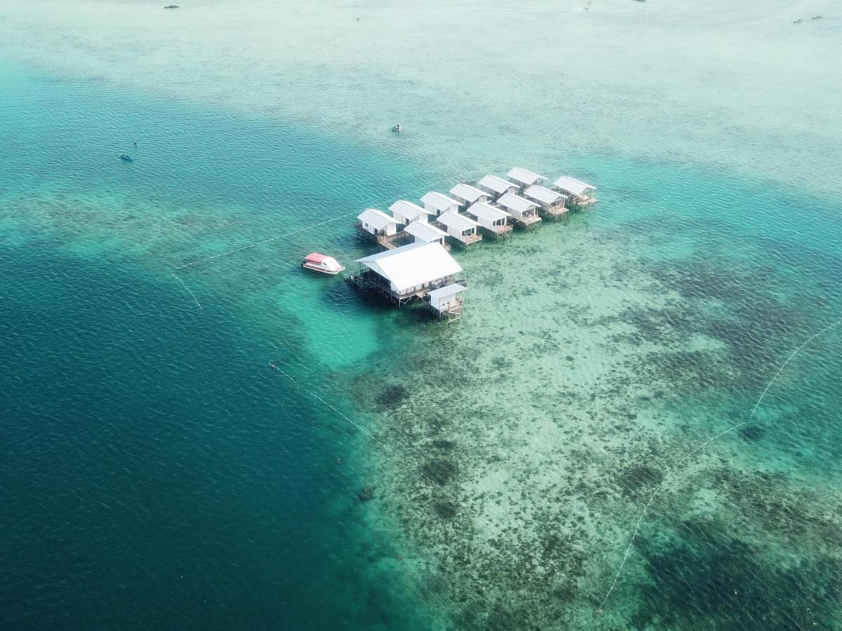 Shun Shun Water Bungalows Hotel Semporna Esterno foto